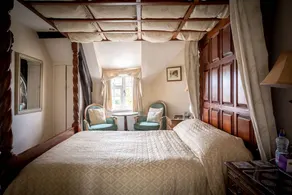 Victorian Vacation Rental on a Farm near the Cotswolds in Willersey, England - Image 4