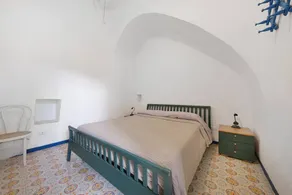 Apartment with garden & terrace | Sea view | Next to the beach - Image 4