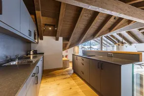 Ample holiday apartment with terrace, pool & sauna | Ski nearby - Image 4