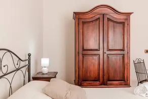 Chambre privée avec barbecue, terrasse et jardin | Vue montagne - Image 3