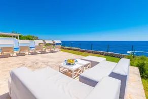 Villa with garden, terrace & private pool - Image 5