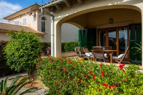 Holiday Home Llagosta 31 in Sa Ràpita, very close to the sea with terrace, private garden, and Wi-Fi - Image 3