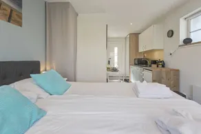 Cabin with terrace - Image 4
