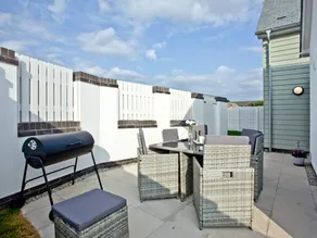 Casa vacacional con jardín y jacuzzi | Vistas al río - Image 4
