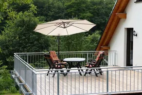 House with BBQ & terrace - Image 3