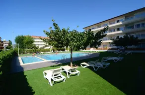 Appartement avec piscine et terrasse - Image 5