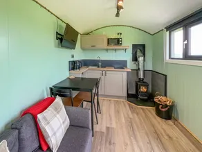 Children-friendly wonderful cottage with hot tub & garden | Pets are welcome - Image 5