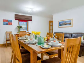Holiday home with garden - Image 3