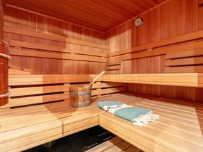 House with terrace & sauna - Image 4
