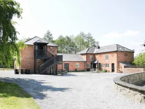 Family-oriented cottage with garden | Pets allowed - Image 3