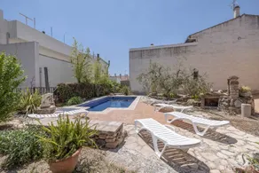 House with garden, barbeque & private pool | Mountain view - Image 2