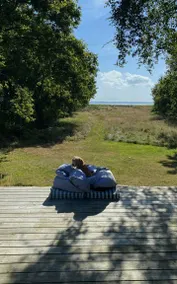 Fully equipped beautiful holiday home with BBQ, garden & terrace | Water view | Next to the beach | Pets allowed - Image 4