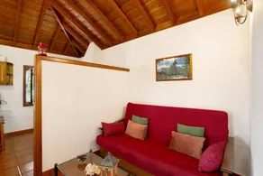 Holiday Home 'Casa Rural Arecida' with Sea View, Wi-Fi and Air Conditioning - Image 5