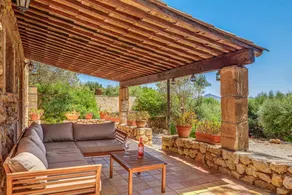 Grande finca adaptée aux familles avec barbecue, terrasse et internet haut débit | Vue montagne | Parfaite pour le travail à distance | Avec animaux acceptés - Image 3
