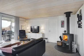 Pleasant holiday home with barbeque, terrace & garden | Pet-friendly - Image 4
