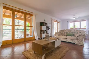 Tente avec terrasse et jardin - Image 5