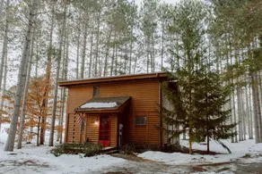 Holiday home with garden - Image 2