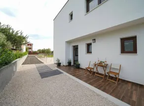 Four Bedroom with Heated Pool and Jacuzzi - Image 5