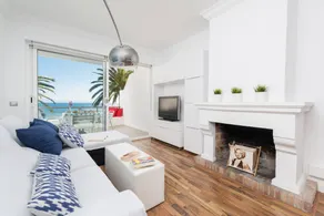 Apartment with garden & terrace - Image 5