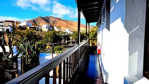 Cottage with terrace - Image 3