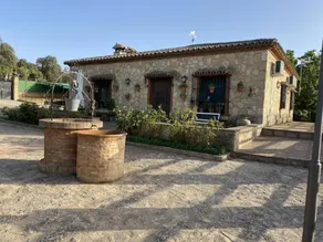 Holiday home with terrace, barbeque & garden | Mountain view - Image 2
