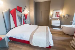 Fully equipped pleasant gite with terrace & garden | Pets allowed - Image 2