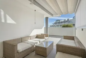 Vacation Apartment 'Terraza y Mar Stay' with Sea View, Wi-Fi, and Air Conditioning - Image 2