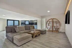 Maison avec piscine, barbecue et jardin | Vue mer - Image 3