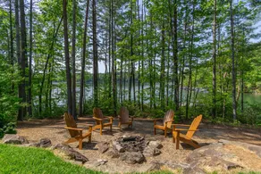 Cabin with pool & barbeque | Lake view - Image 5