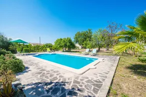 Villa mit privatem Pool, Grill und Garten - Image 2