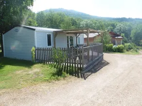 Mobilheim mit beheiztem Pool und Terrasse | Haustiere sind willkommen - Image 4