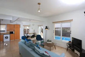 Appartement de vacances avec jardin et piscine privée - Image 4