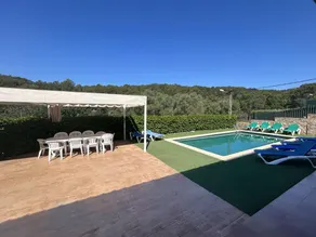 Fully equipped villa with private pool & barbecue - Image 5