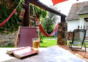 We await our guests with familiar home feeling, nostalgic atmosphere and eclectic vintage furnishings in the most charming village of the Kali-basin. - Image 4