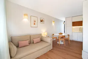 Villa avec barbecue, terrasse et jardin | Vue jardin - Image 5