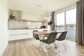 Bungalow apta para familias con jardín | Vistas al agua | Al lado de la playa - Image 4