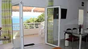Flat with barbecue & terrace | Sea view - Image 3