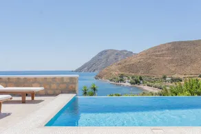Family-friendly wonderful villa with pool, terrace & fast internet | Sea view | Close to the beach - Image 3