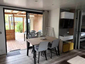 Flower Camping La Marmotte - Mobile-home Premium 40m² - 3 bedrooms - 2 bathrooms terrace Reversible air conditioning TV 6 people - Image 2