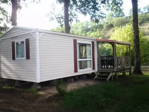 Mobile home with barbecue, terrace & heated pool | Close to the beach | Pet-friendly - Image 2