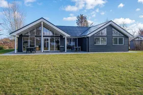 Fully equipped house with barbeque, pool & sauna | Beach nearby | Pets are welcome - Image 3