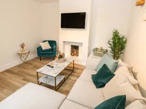 Family-oriented cottage - Image 3