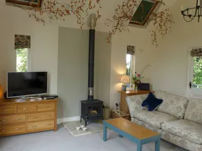 Children-friendly nice cottage with garden & BBQ | Beach view - Image 3