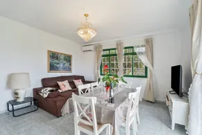 Holiday Home 'Pendiente' with Mountain Views, Wi-Fi and Air Conditioning - Image 4