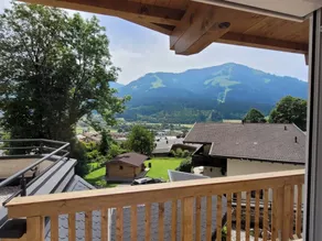Pleasant holiday apartment with terrace | Close to the ski | Pets allowed - Image 3