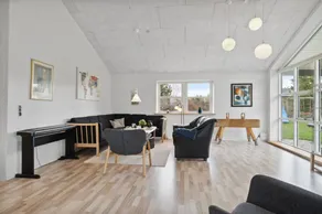Casa accogliente e familiare con griglia, terrazza e idromassaggio - Image 4