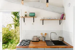 Cottage with garden, terrace & barbeque - Image 3