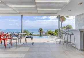 Family-friendly villa with garden, barbeque & terrace | Sea view | Perfect for remote work - Image 3