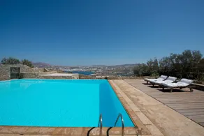 Villa avec jardin, barbecue et piscine privée | Vue plage - Image 2