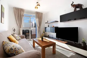 Flat with terrace | City view - Image 4
